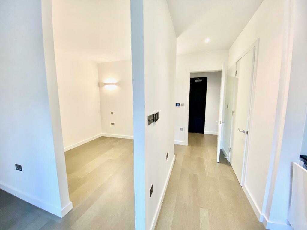 Additional image 3 of Everard Close, St Albans