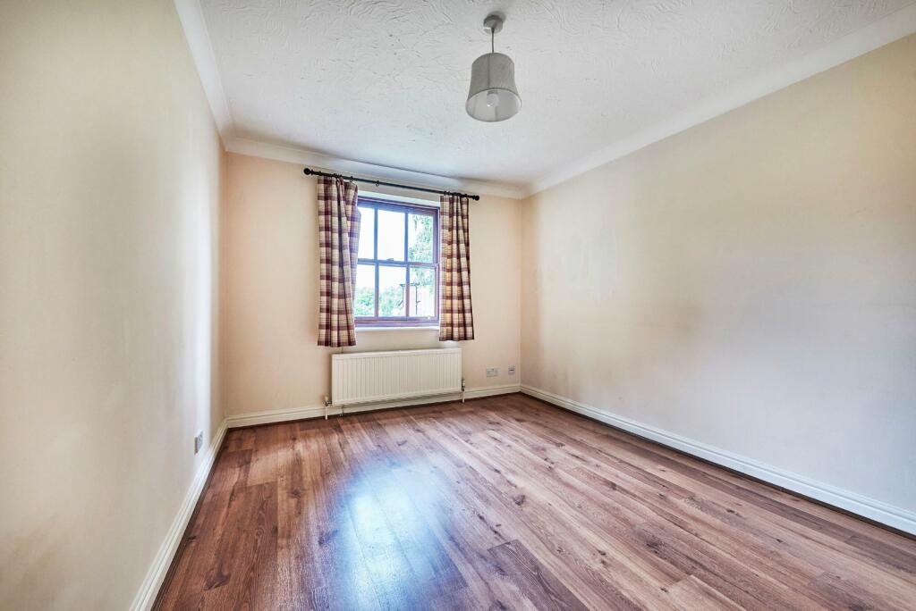 Additional image 4 of Henrys Grant, Riverside Road, St Albans, Herts, AL1