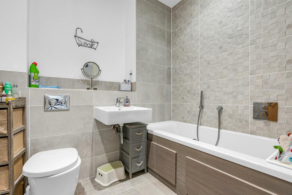 Additional image 9 of Butterwick Way, Welwyn