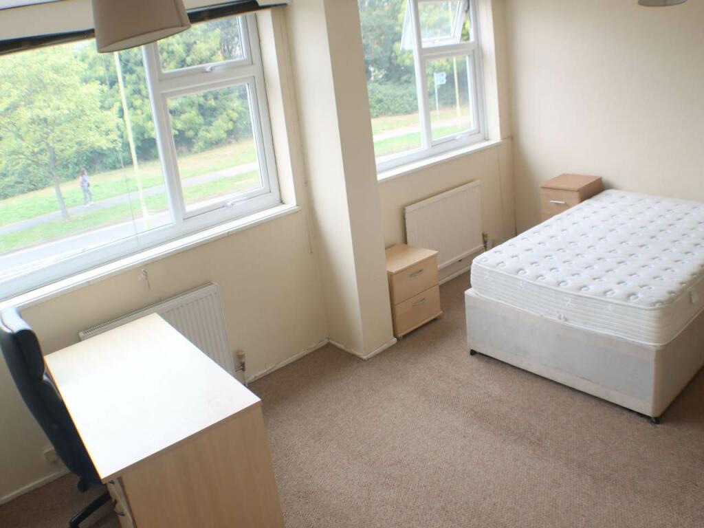Additional image 4 of Bishops Rise, Hatfield, Hertfordshire