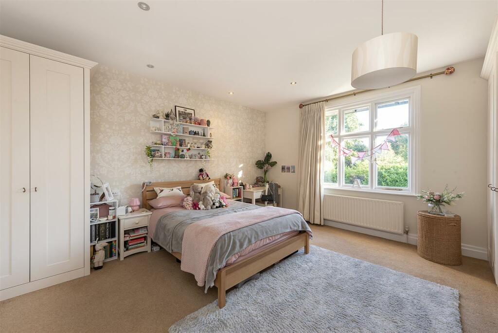 Additional image 9 of Park Avenue South, Harpenden