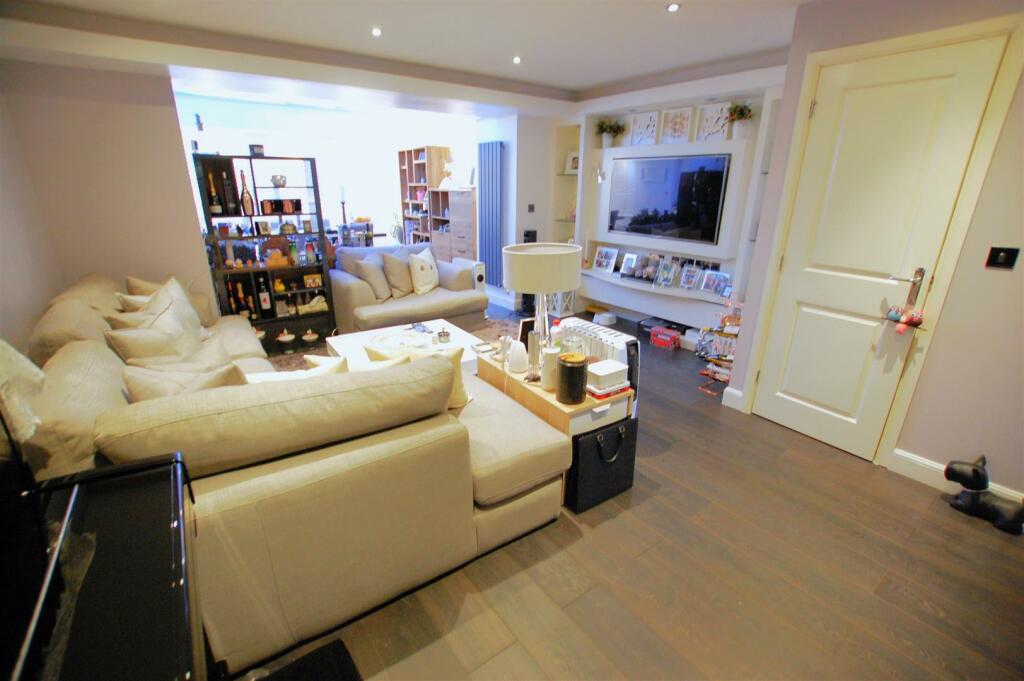 Additional image 8 of Sparrowhawk Place, Hatfield