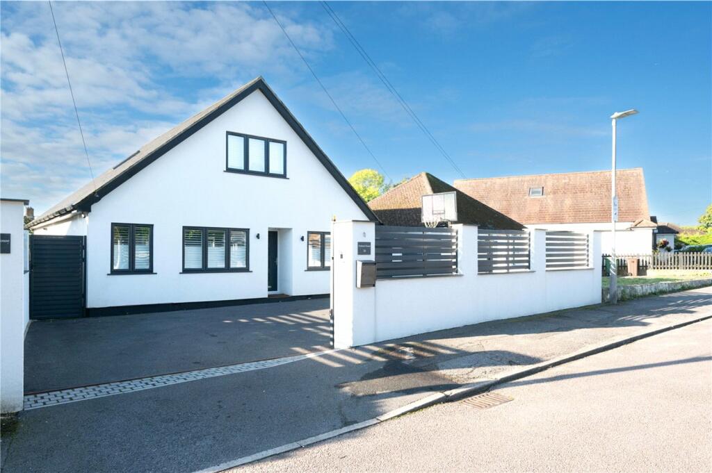 The Crescent, Bricket Wood, St. Albans, Hertfordshire