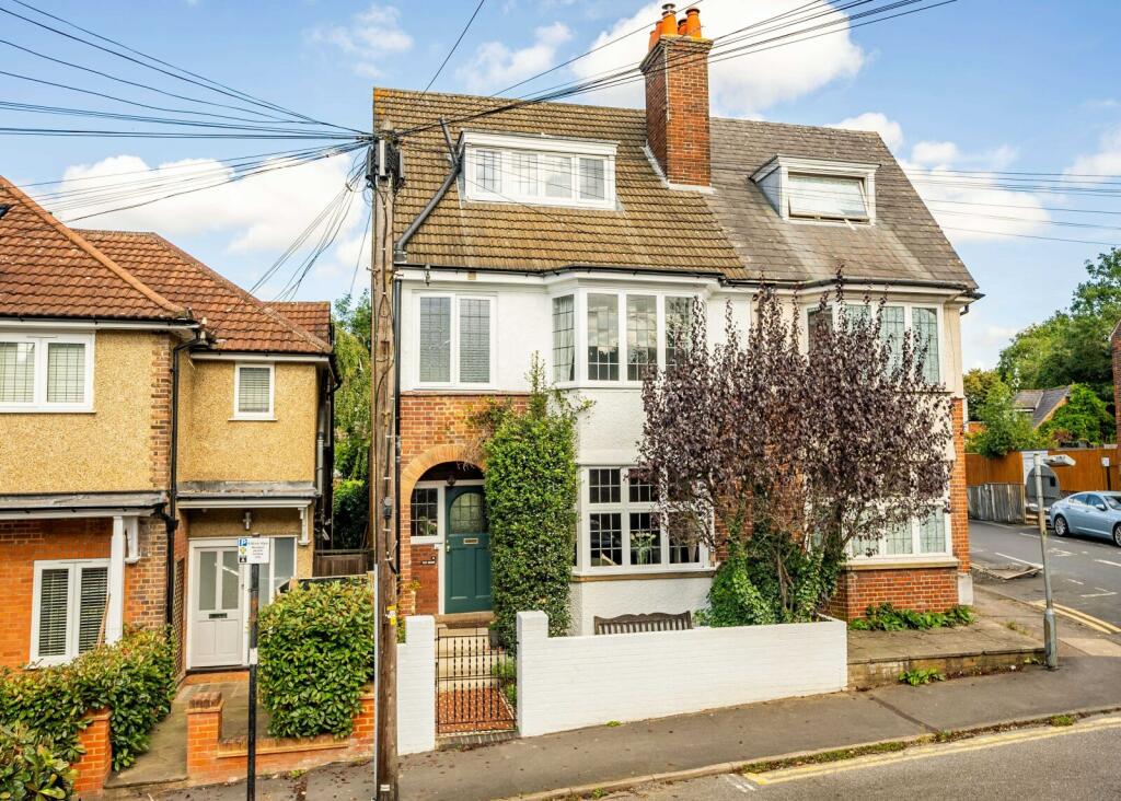 Upton Avenue, St. Albans, Hertfordshire, AL3