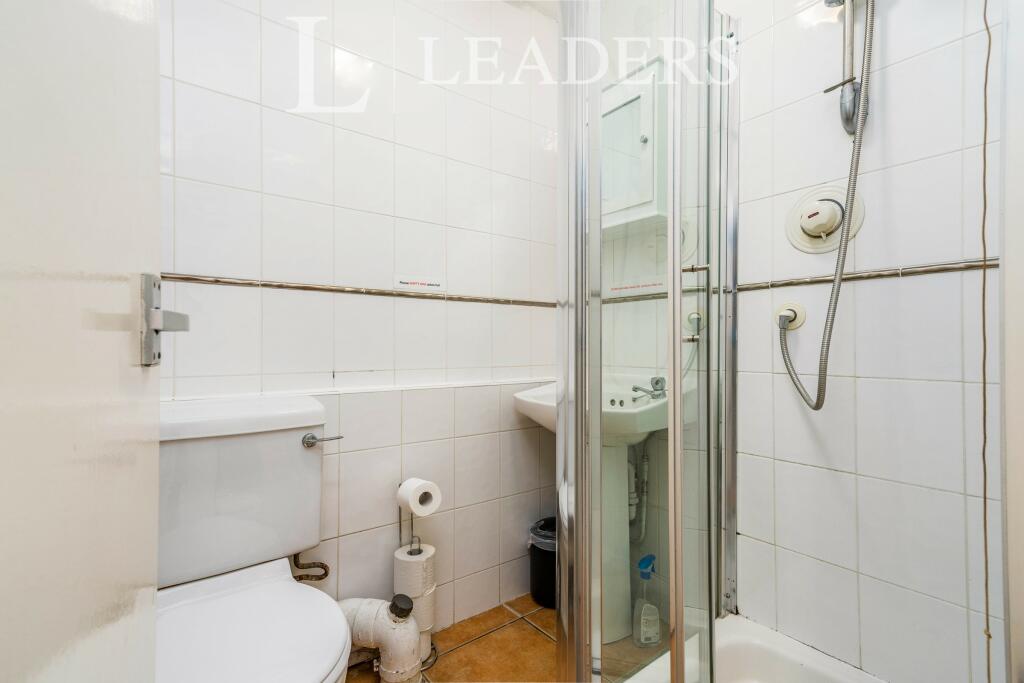 Additional image 6 of Wood Close