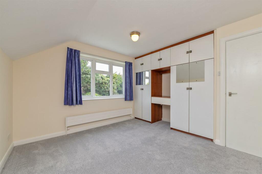 Additional image 27 of Wych Elms, Park Street, St. Albans