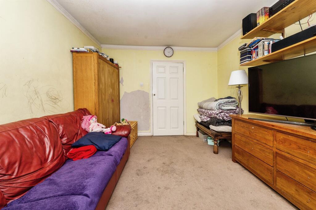 Additional image 5 of Hatfield Road, St. Albans