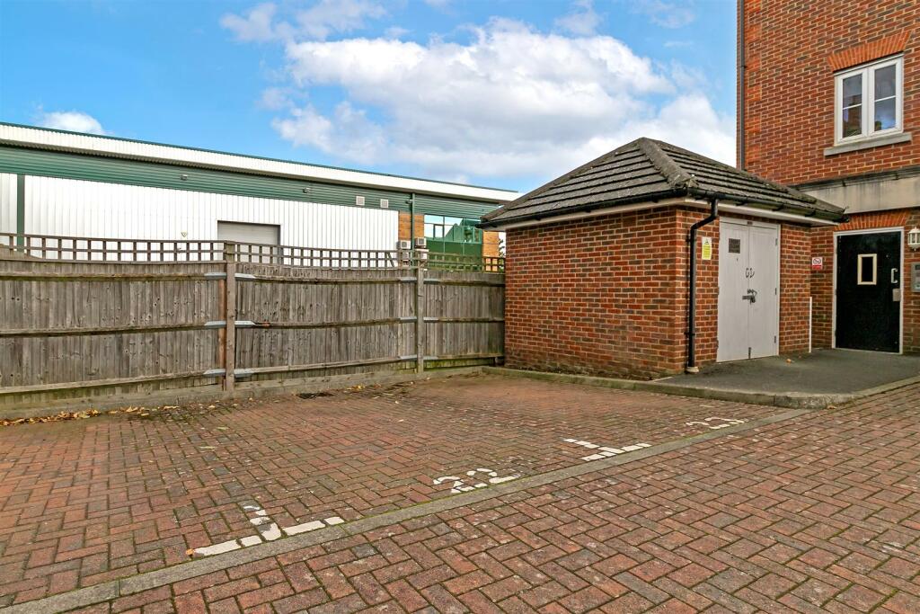 Additional image 16 of Centaurus Square, Curo Park Frogmore, St Albans