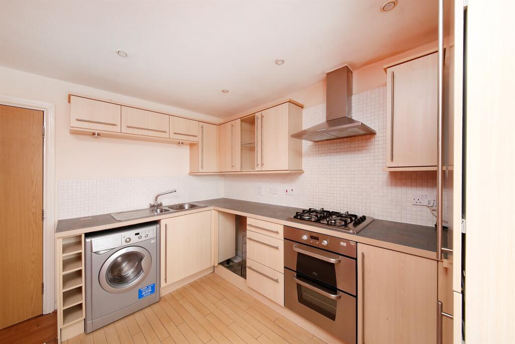 Additional image 3 of Cunningham Avenue, Hatfield