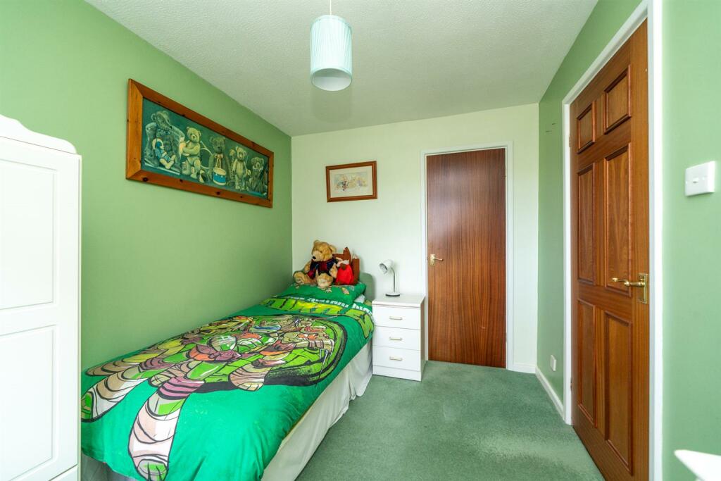 Additional image 21 of Fontmell Close, St. Albans