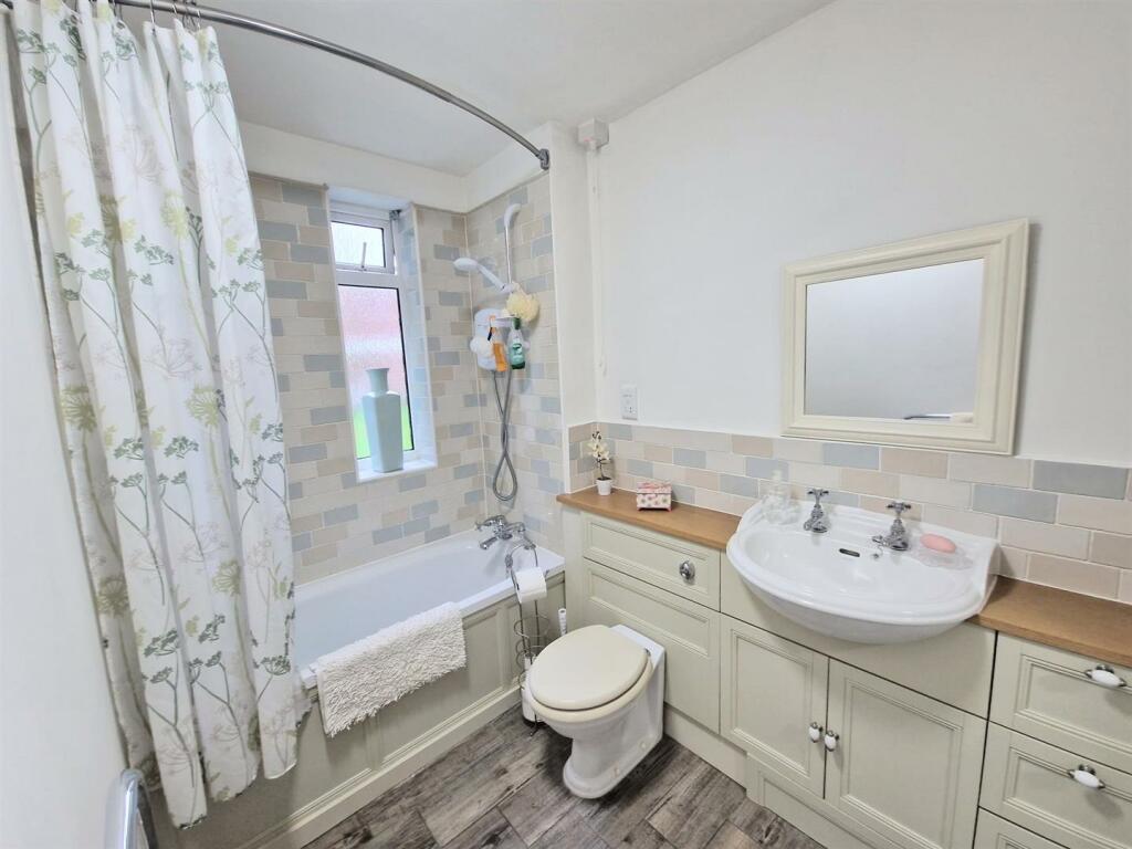 Additional image 12 of Green Court, 643 Foxhollies Road, Hall Green, Birmingham, B28