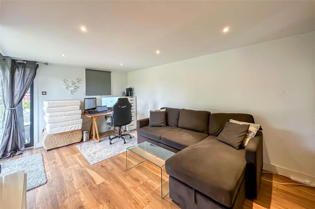 Additional image 15 of Shafford Cottages, Redbourn Road, St. Albans, Hertfordshire, AL3