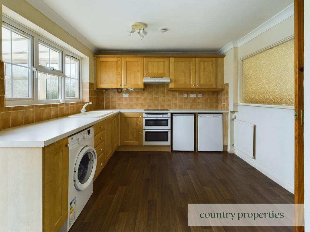 Additional image 6 of Ingles, Welwyn Garden City, AL8