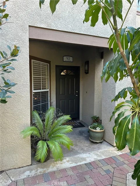 93 Via Contento, Rancho Santa Margarita, CA 92688