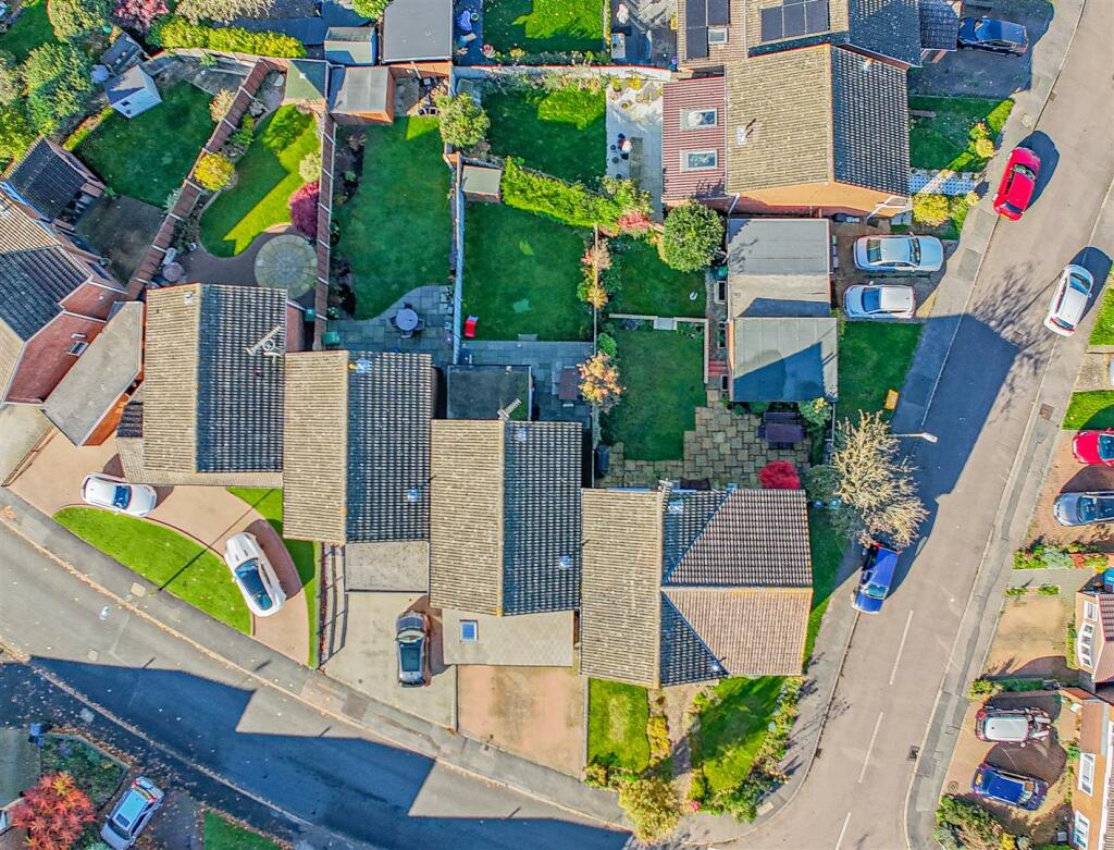 Additional image 33 of Broadstone Road, Harpenden, AL5