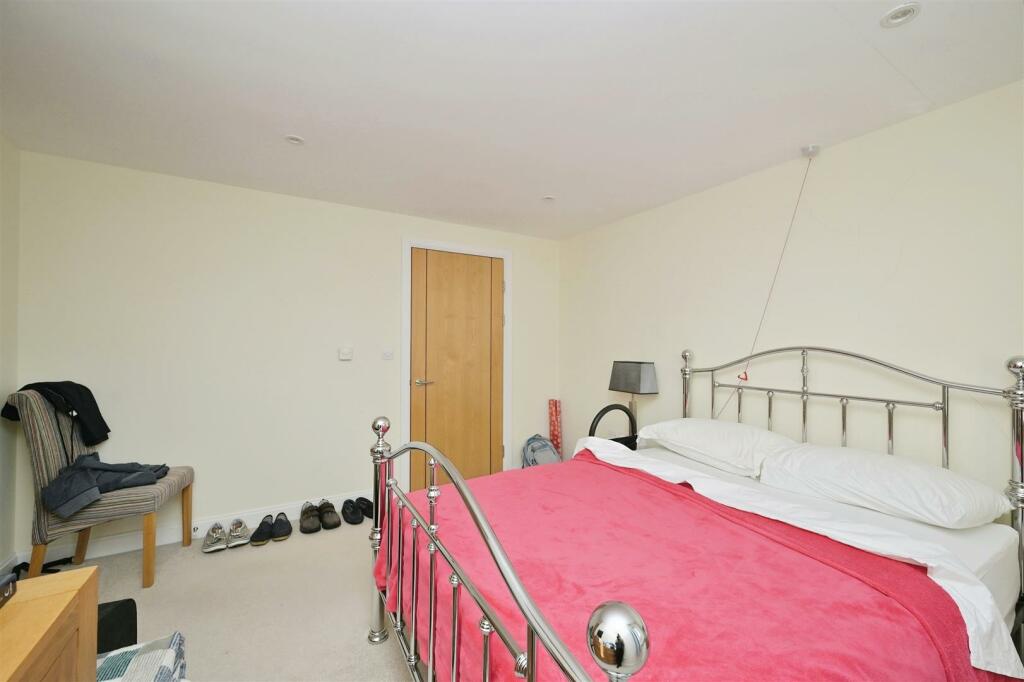 Additional image 9 of Eleanor House, London Road, St. Albans . AL1 1NR