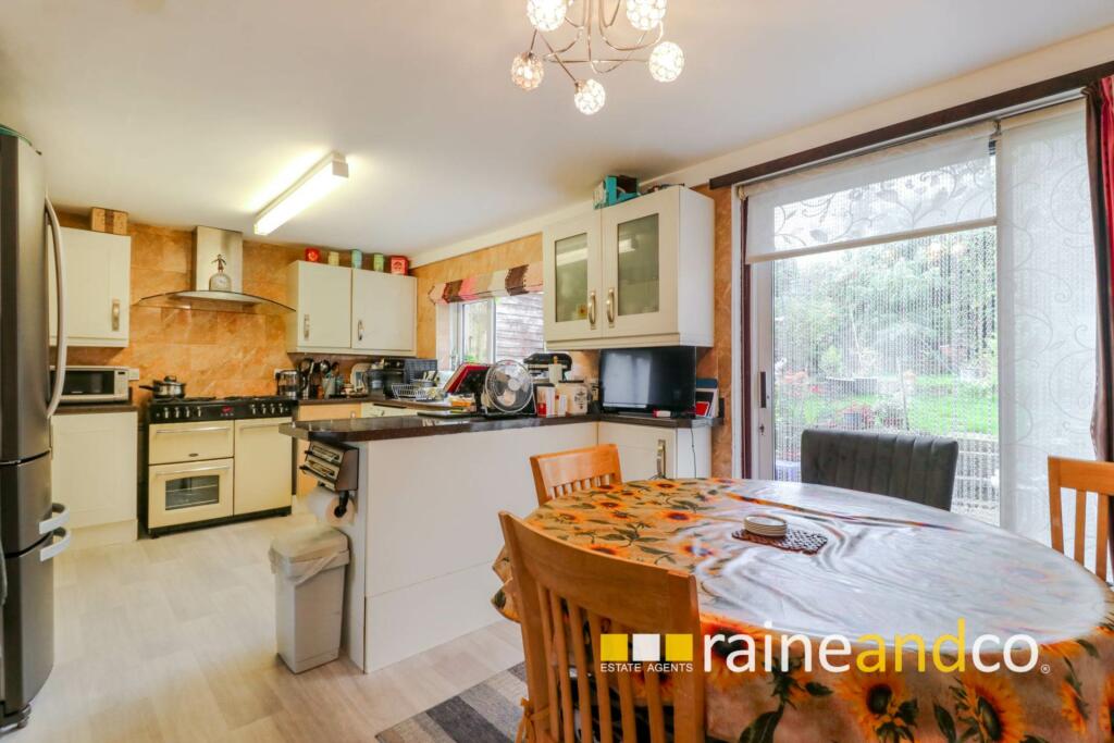 Additional image 6 of Bishops Rise, Hatfield