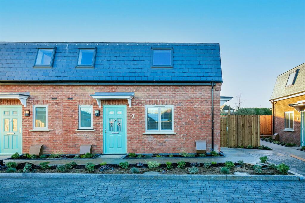 Additional image 19 of New Road, Welwyn Garden City