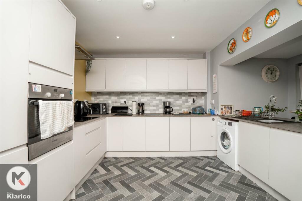 Additional image 8 of Ragley Drive, Sheldon, Birmingham