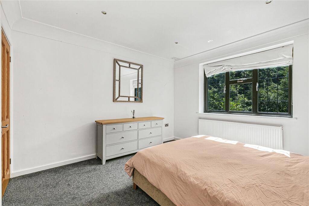 Additional image 11 of Kentish Lane, Brookmans Park, Hertfordshire, AL9