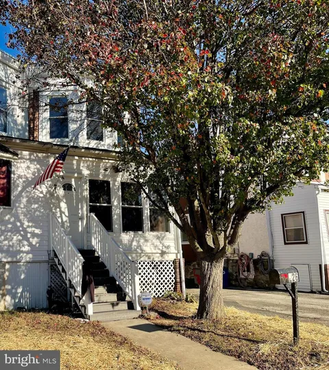 226 Cedar Avenue, Holmes, PA 19043