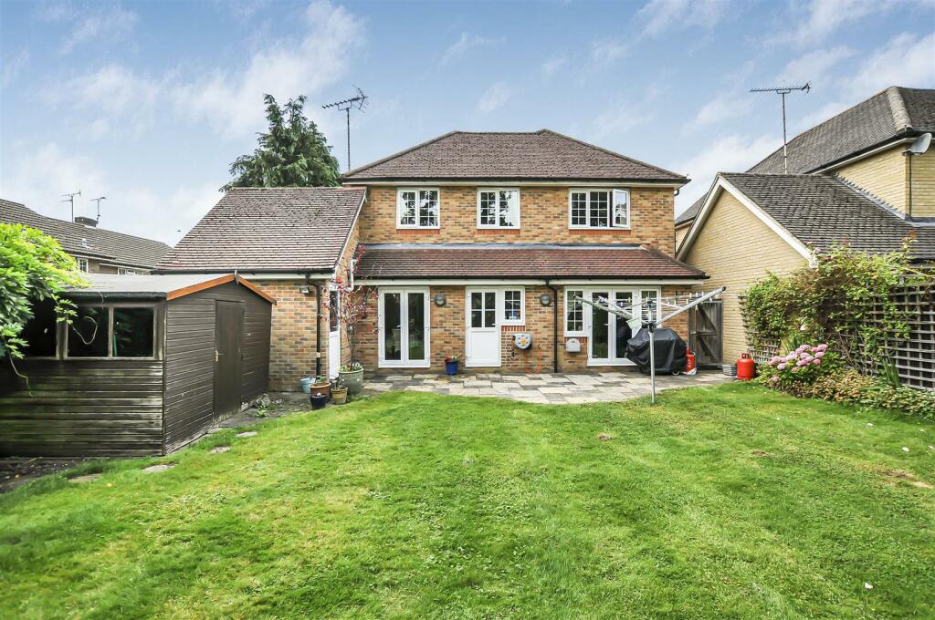 Additional image 12 of Jays Close, Bricket Wood, St. Albans