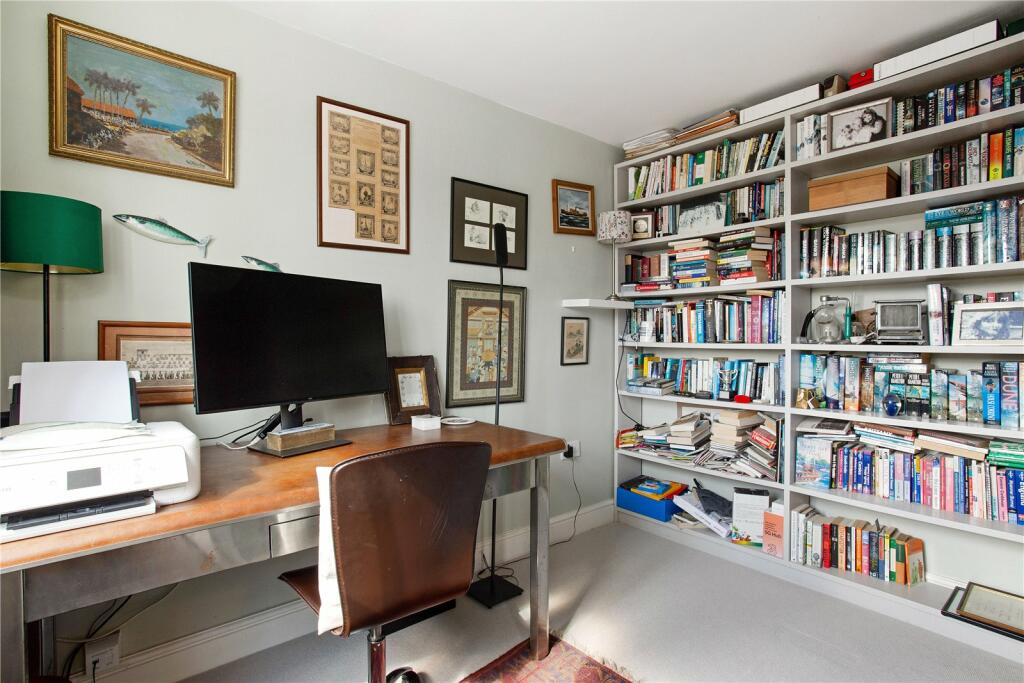 Additional image 6 of Meadow Walk, Harpenden, Hertfordshire, AL5