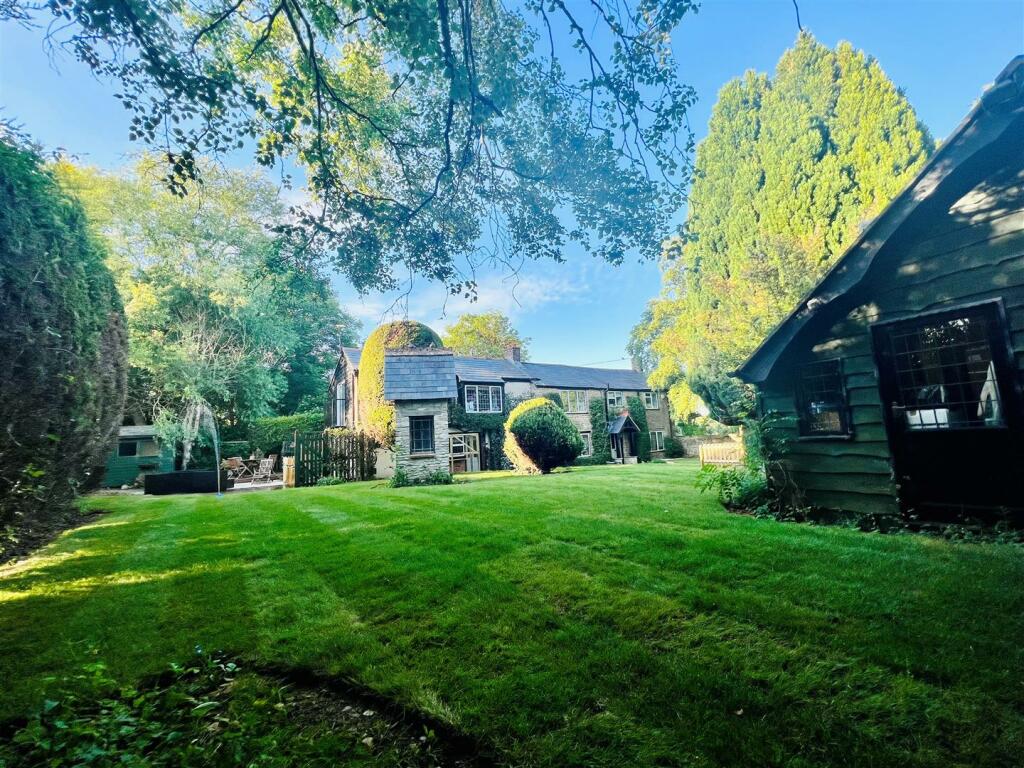 Primary image of North Leigh, Witney, OX29 6PX