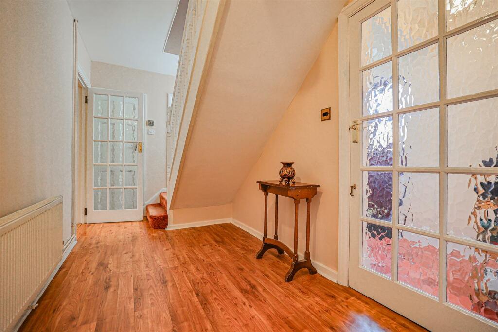 Additional image 19 of Collyer Road, London Colney, AL2