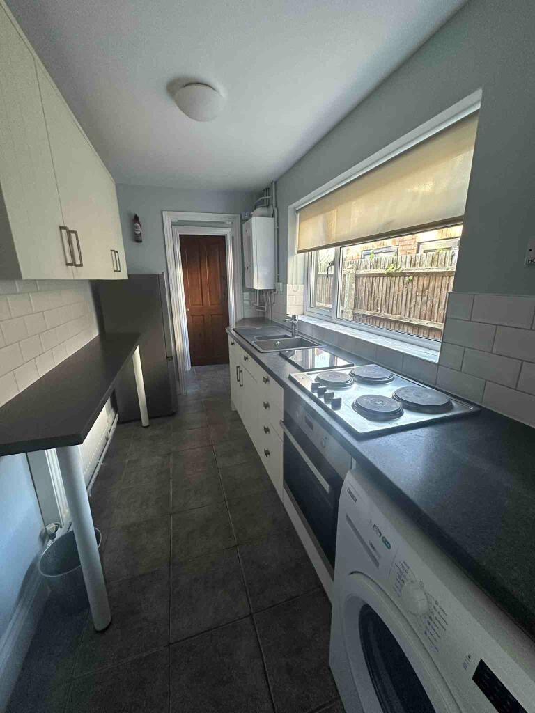 Additional image 10 of Pershore Avenue