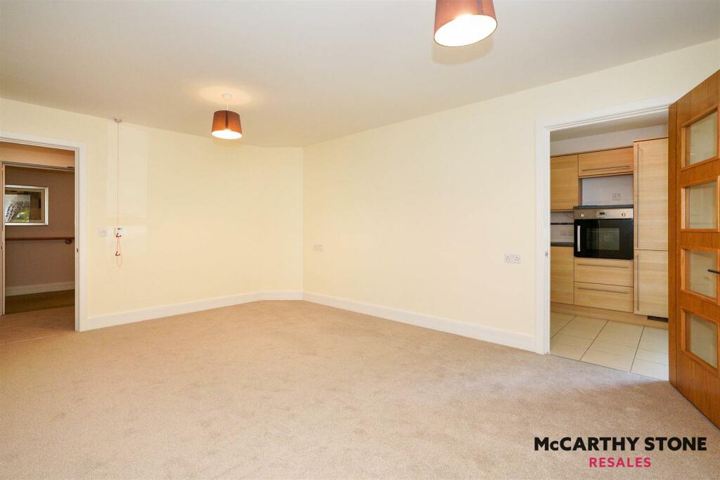 Additional image 5 of Peel Court, College Way, Welwyn Garden City, Hertfordshire, AL8 6DG