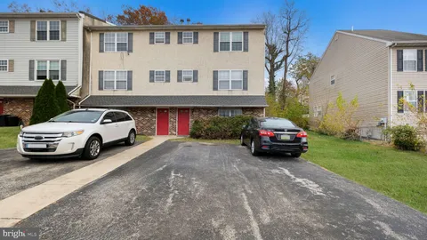 212 Elmwood Avenue Unit 212, Woodlyn, PA 19094