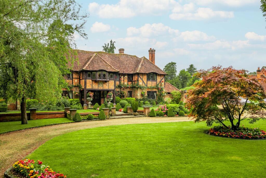 Additional image 8 of West Common Grove, Harpenden, Hertfordshire, AL5