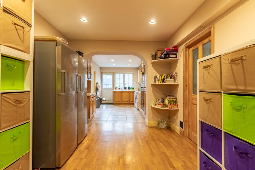 Additional image 7 of Collyer Road, London Colney, St. Albans, Hertfordshire, AL2