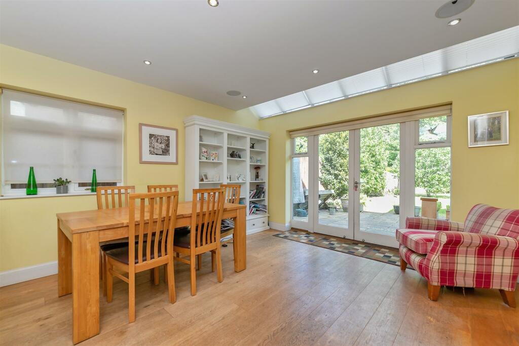 Additional image 9 of Homewood Road, St. Albans