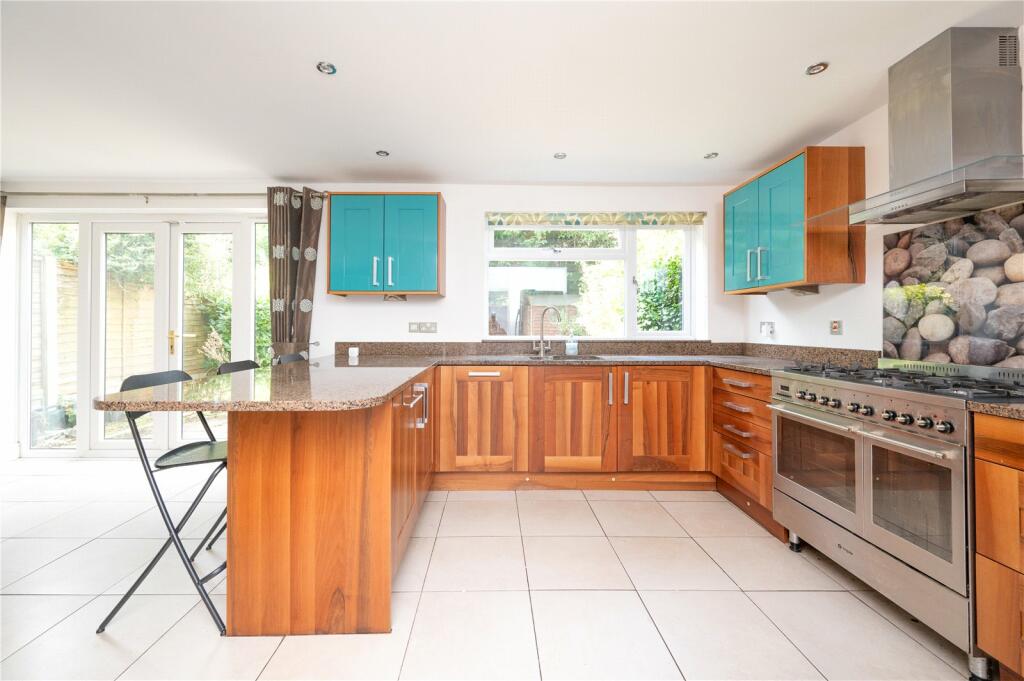 Additional image 10 of Maplefield, Park Street, St. Albans, Hertfordshire