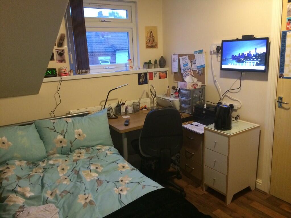 Additional image 3 of Raddlebarn Road, Birmingham, B29 6HJ