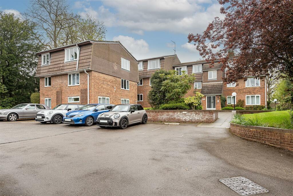 Additional image 8 of Douglas Road, Harpenden