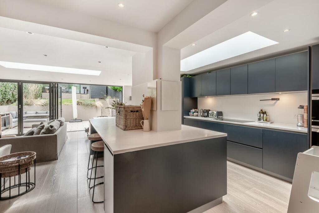 Additional image 4 of Batchwood Drive, St. Albans, Hertfordshire