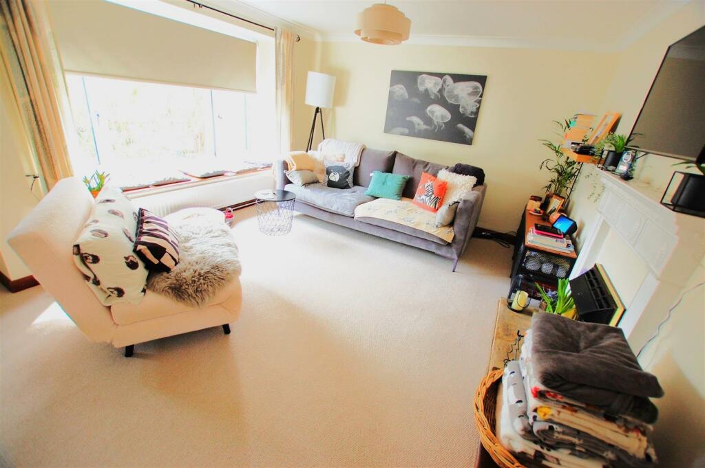 Additional image 6 of Roe Green Lane, Hatfield