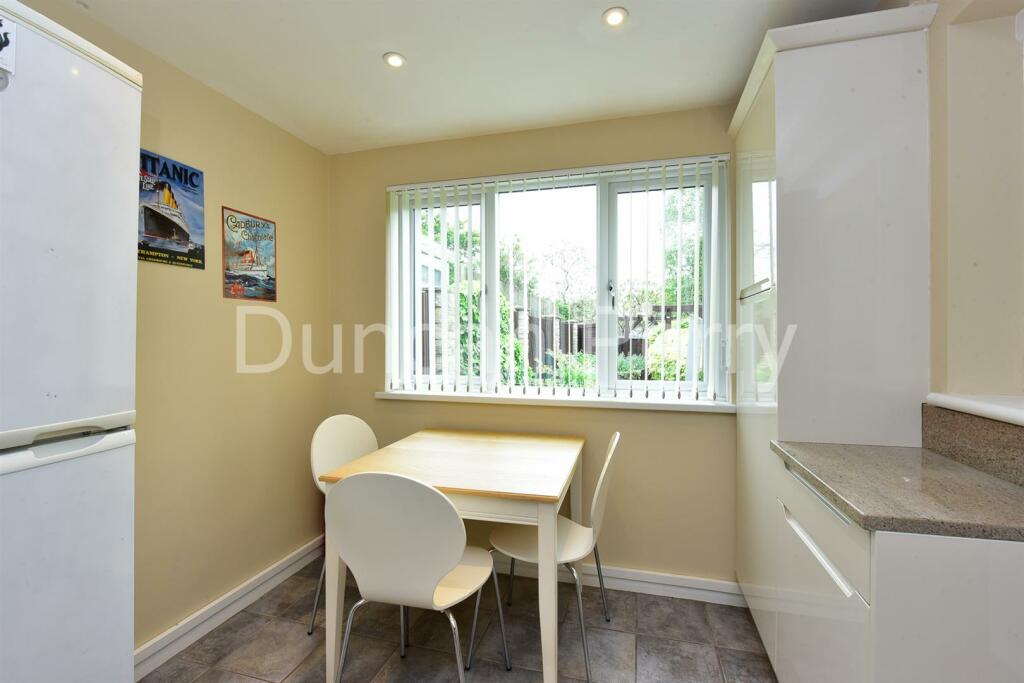 Additional image 8 of Skimpans Close, Welham Green