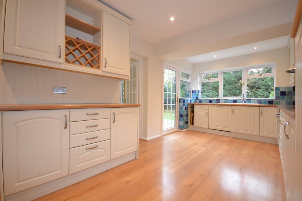 Additional image 12 of Pie Corner, Flamstead