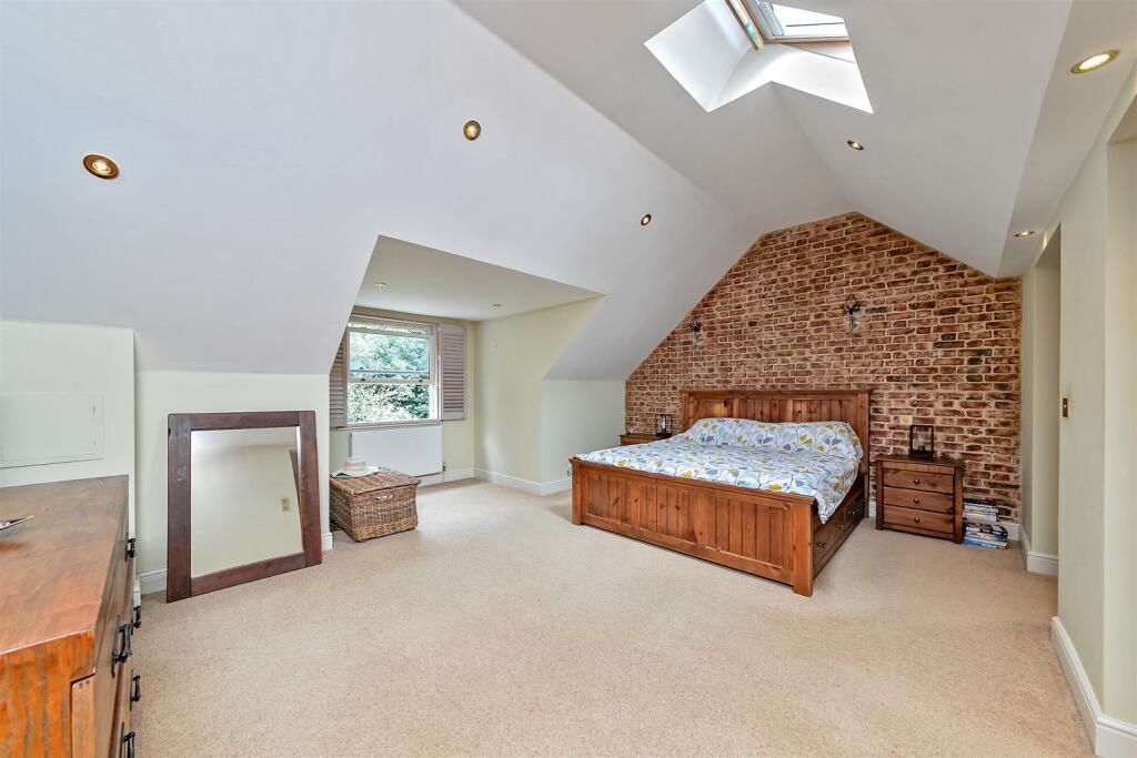 Additional image 12 of St. Stephens Hill, St. Albans