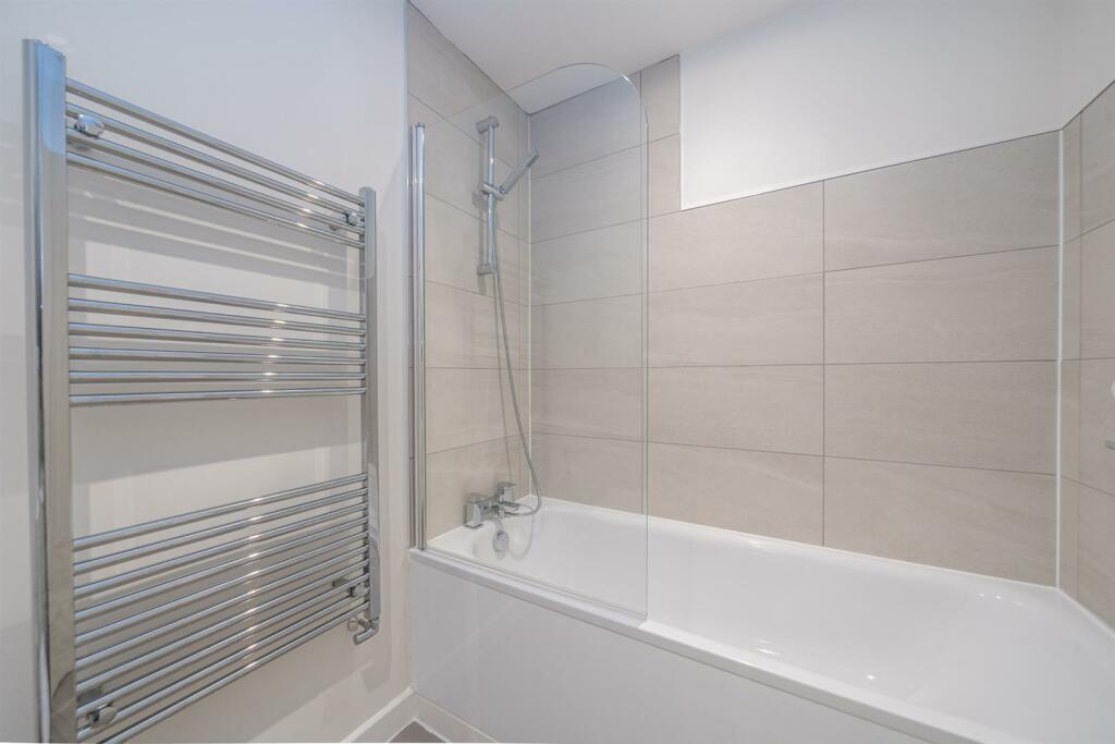 Additional image 18 of Driftwood Avenue, St Albans