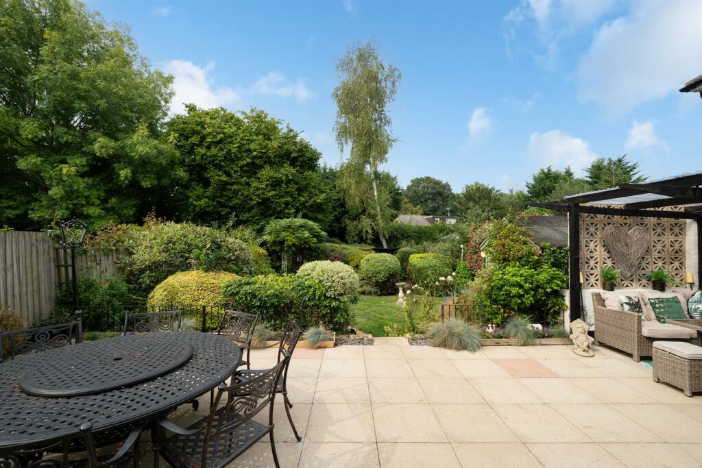 Additional image 28 of Mile House Lane, St Albans