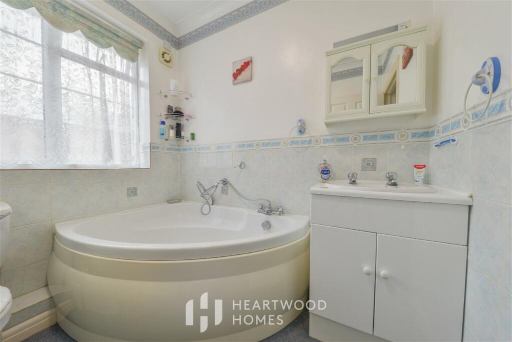 Additional image 15 of Tippendell Lane, Park Street, St. Albans, AL2 2HD