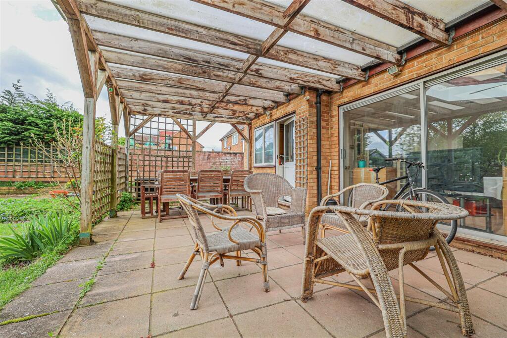 Additional image 29 of Collyer Road, London Colney, AL2