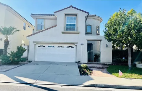 18707 Stratton Lane, Huntington Beach, CA 92648