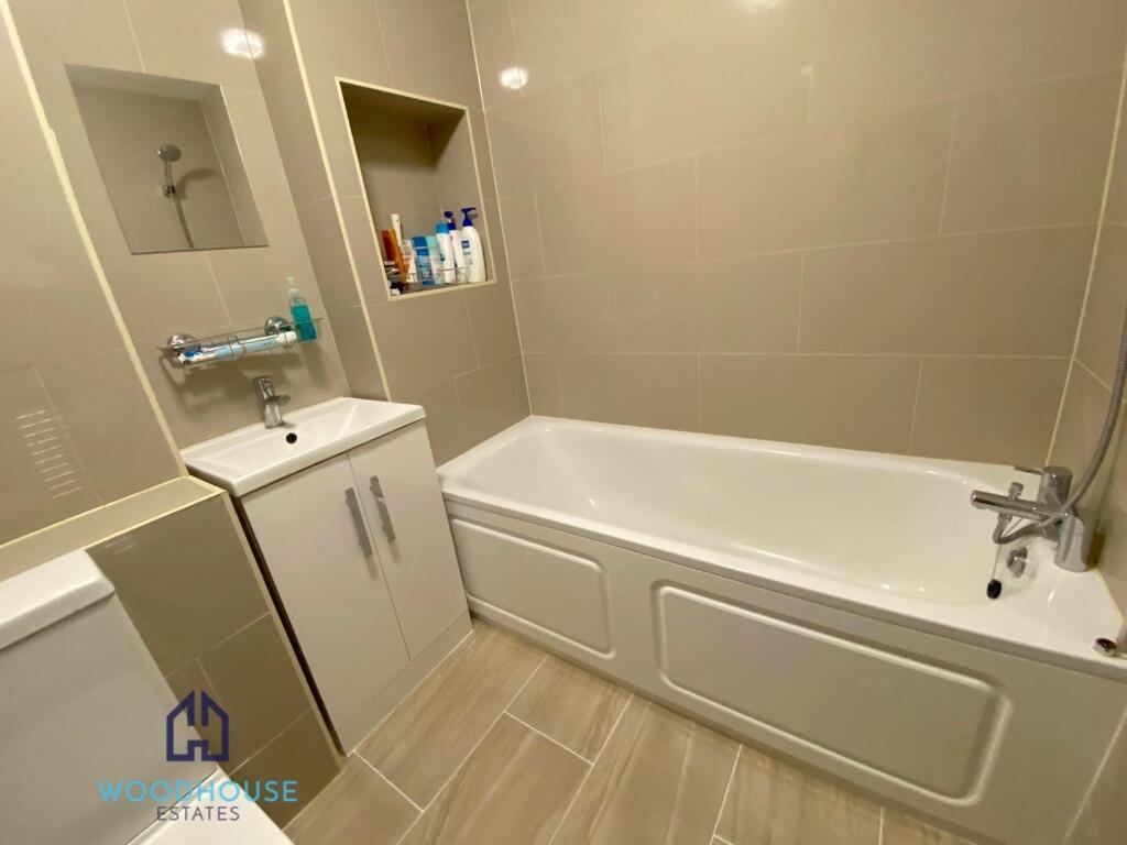 Additional image 5 of Westland Drive, AL9