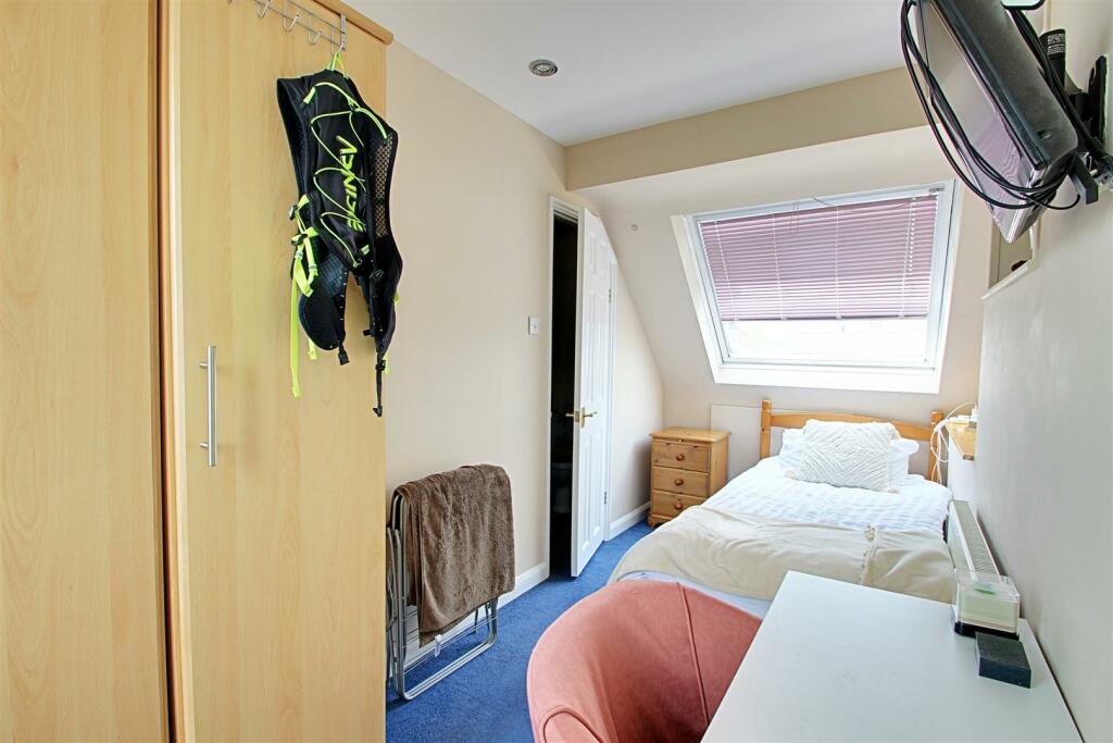 Additional image 27 of Collyer Road, London Colney, St Albans